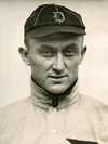https://upload.wikimedia.org/wikipedia/commons/thumb/2/2a/1913_Ty_Cobb_portrait_photo.png/100px-1913_Ty_Cobb_portrait_photo.png